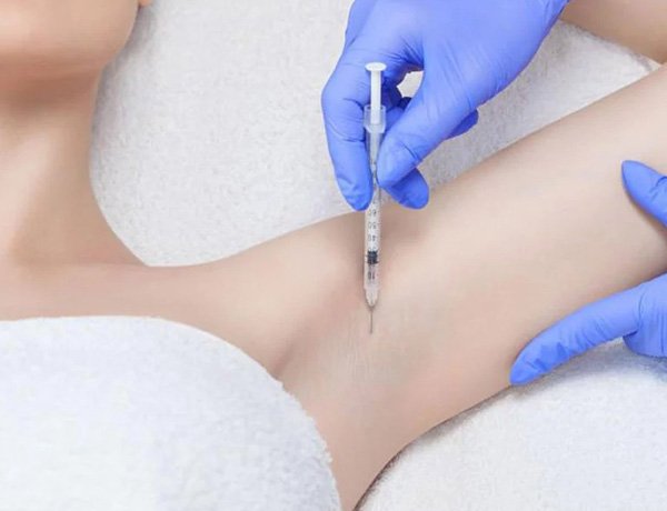 Hyperhidrosis Treatment in Gurgaon | Konarc Aesthetics